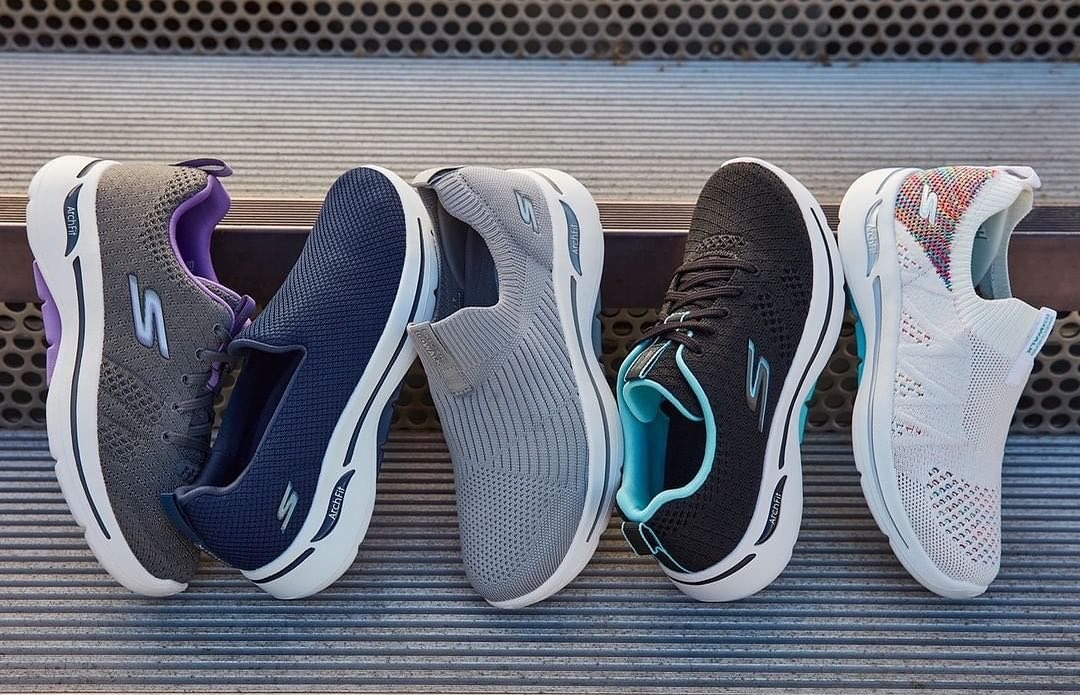 Momentum_shopping - 《SKECHERS健走聖品》 GO WALK ARCH FIT系列 📛ULTRA GO 中底輕巧緩震 ...