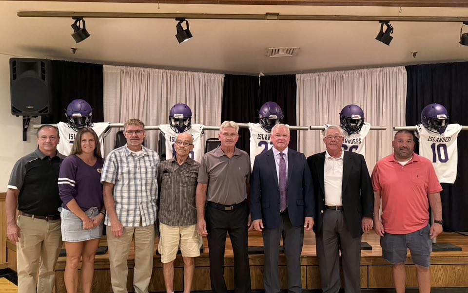 Islander Football Hall of... - Islander Football Hall of Fame