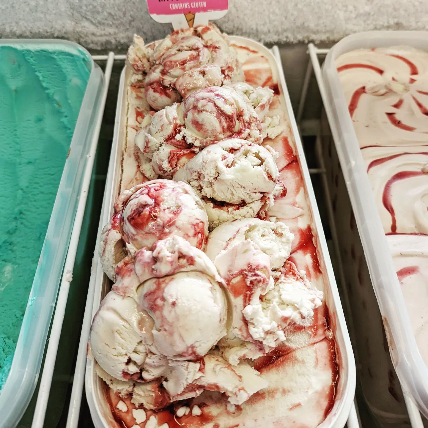 Raspberry ripple pavlova 🤤 it... - Nana Jude’s ice-cream shop