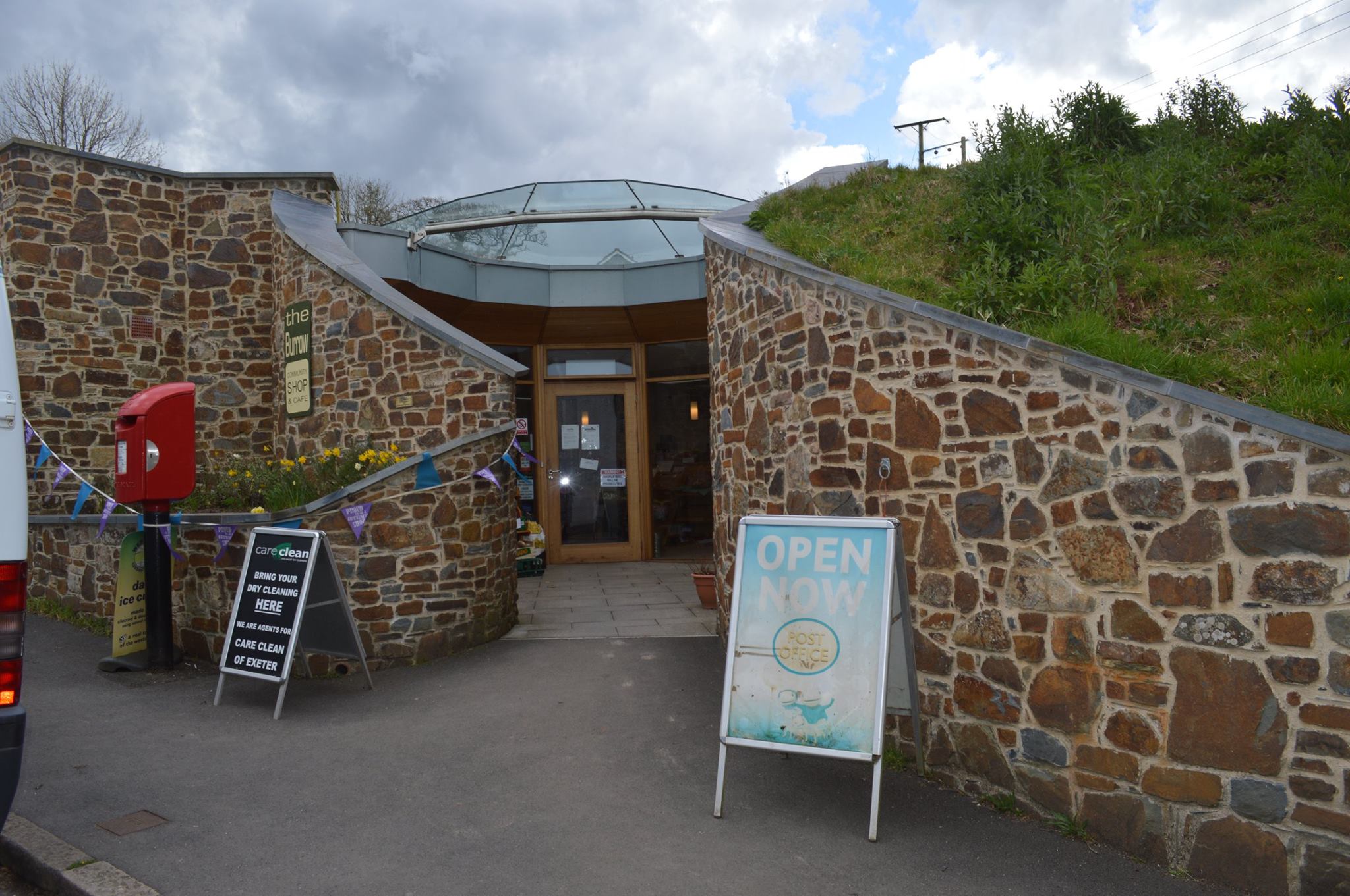 TheBurrow Exbourne