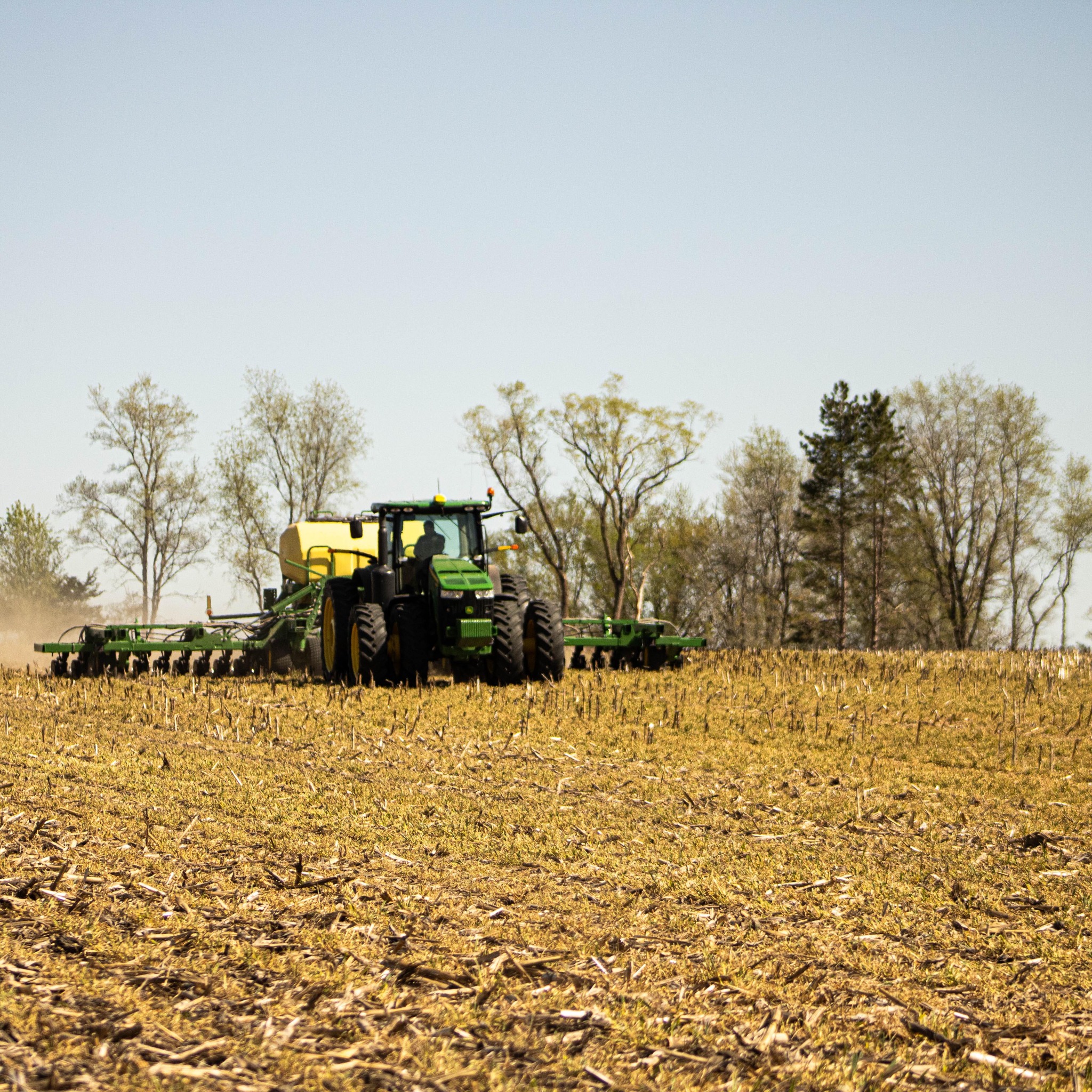 Harvesting soybeans in Southeast Iowa. Knupp Farms #Iowa #Harvest26 # ...
