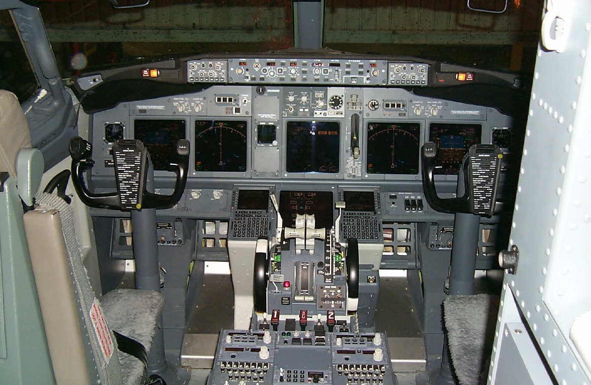 B737-800 Flight Compartment Panels... - Aviation-knowledge | Facebook