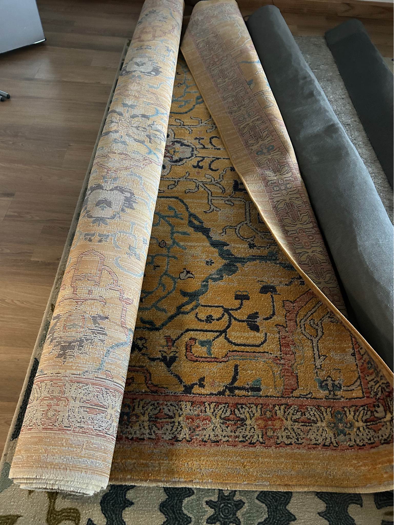 8x8 Square Rug - Unique Loom Lola (Yellow/Vintage) - Area Rugs ...