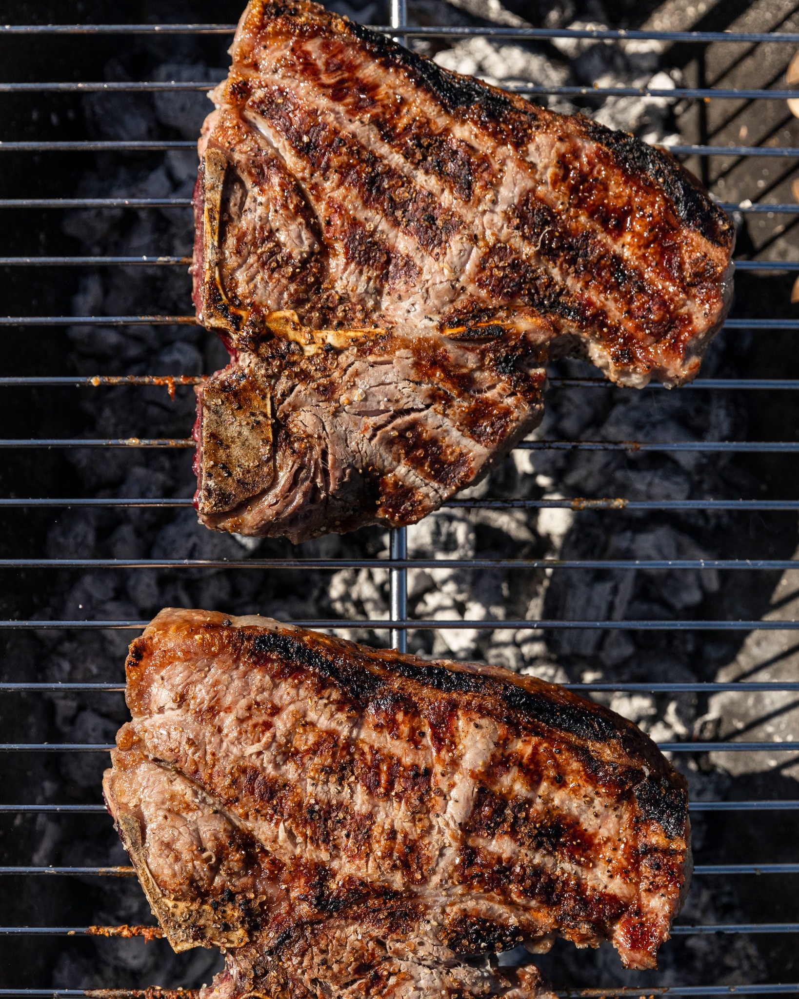 Jan - Het jy al jou steak vir vanaand se braai uitgehaal? What will you ...