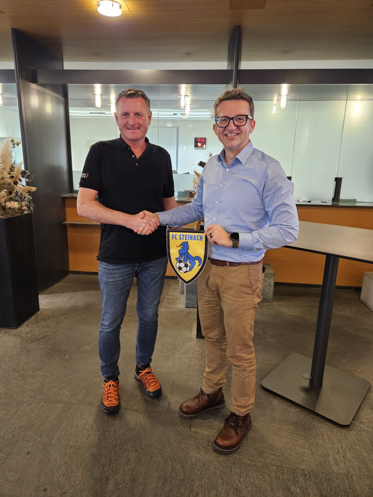 FC - 𝗥𝗮𝗶𝗳𝗳𝗲𝗶𝘀𝗲𝗻𝗯𝗮𝗻𝗸 𝗥𝗲𝗴𝗶𝗼 𝗔𝗿𝗯𝗼𝗻 𝗛𝗮𝘂𝗽𝘁𝘀𝗽𝗼𝗻𝘀𝗼𝗿 𝗱𝗲𝘀 𝗙𝗖 𝗦𝘁𝗲𝗶𝗻𝗮𝗰𝗵 Dem FC ...
