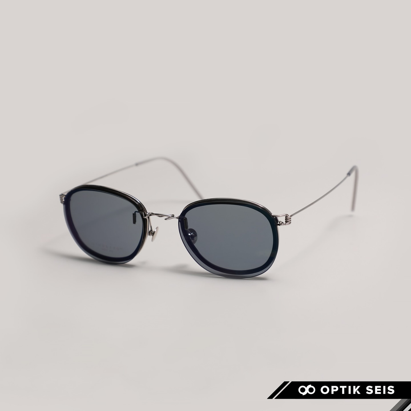 Where innovation meets style. Lindberg eyewear with clip-on adapts