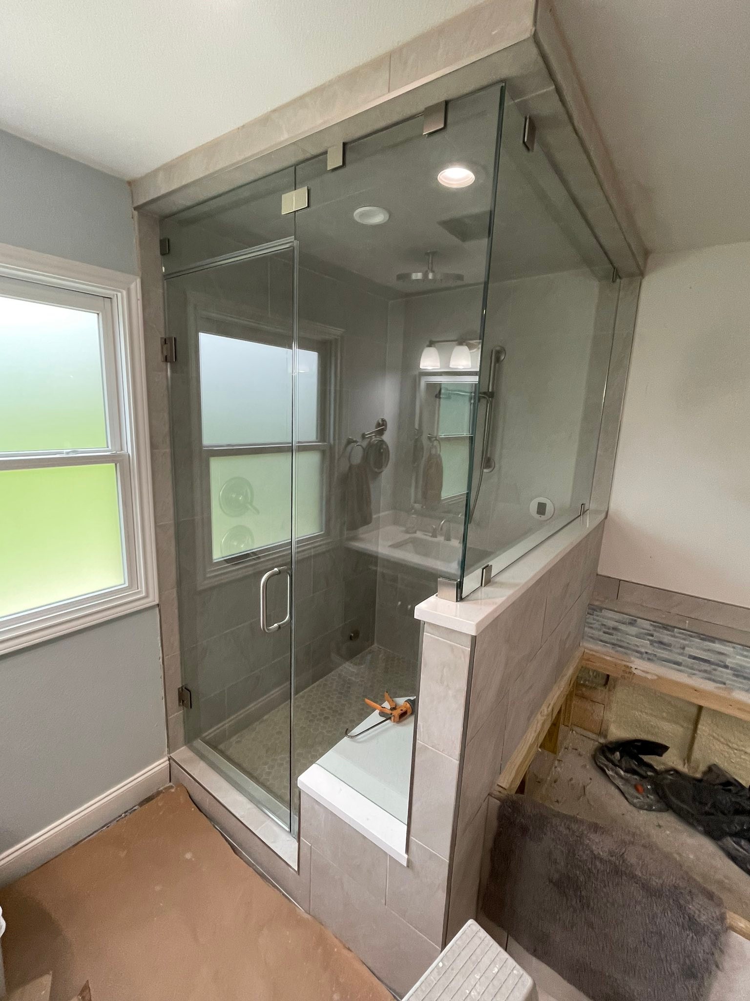 Streamline Glass | Canyon Lake TX