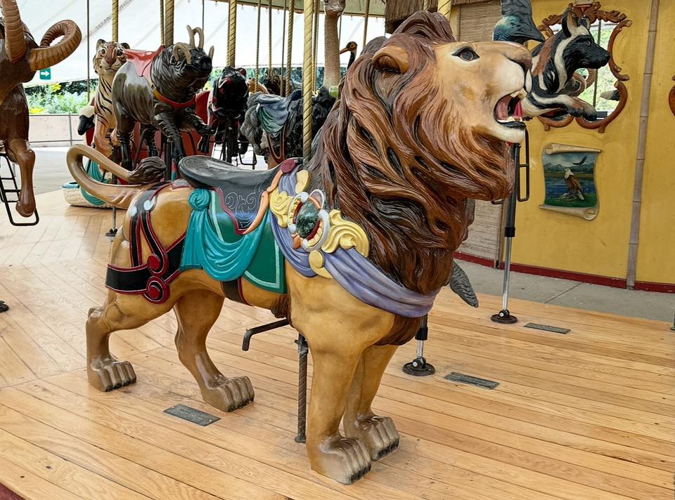 Carousel Relics - Lion stander on the Lincoln Park Zoo’s carousel ...