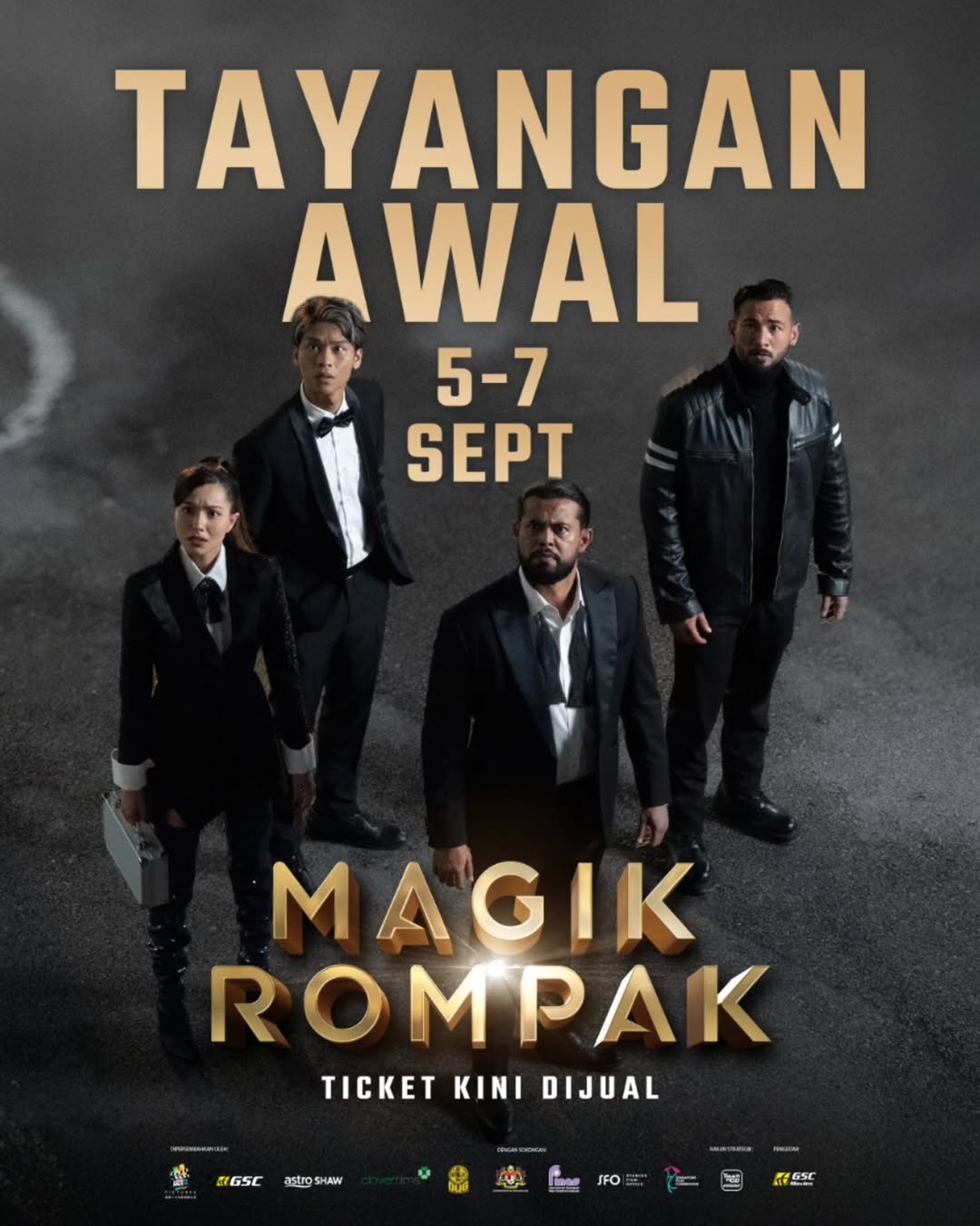 TGV - JADI ORANG PERTAMA TONTON MAGIK ROMPAK DI TGV!🔥 Para pelakon pun ...
