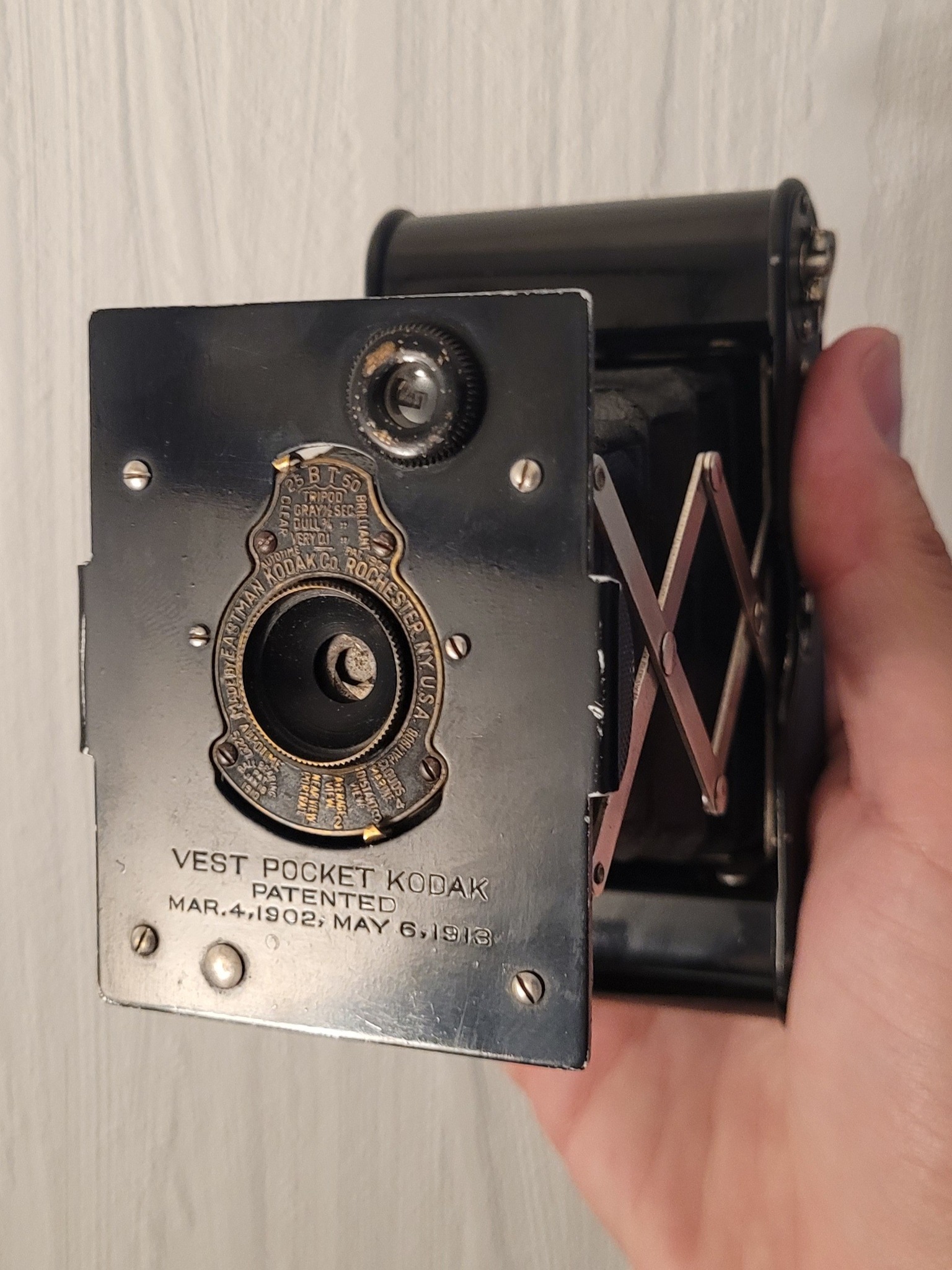 Restored 1914 Vest Pocket Kodak camera test shots