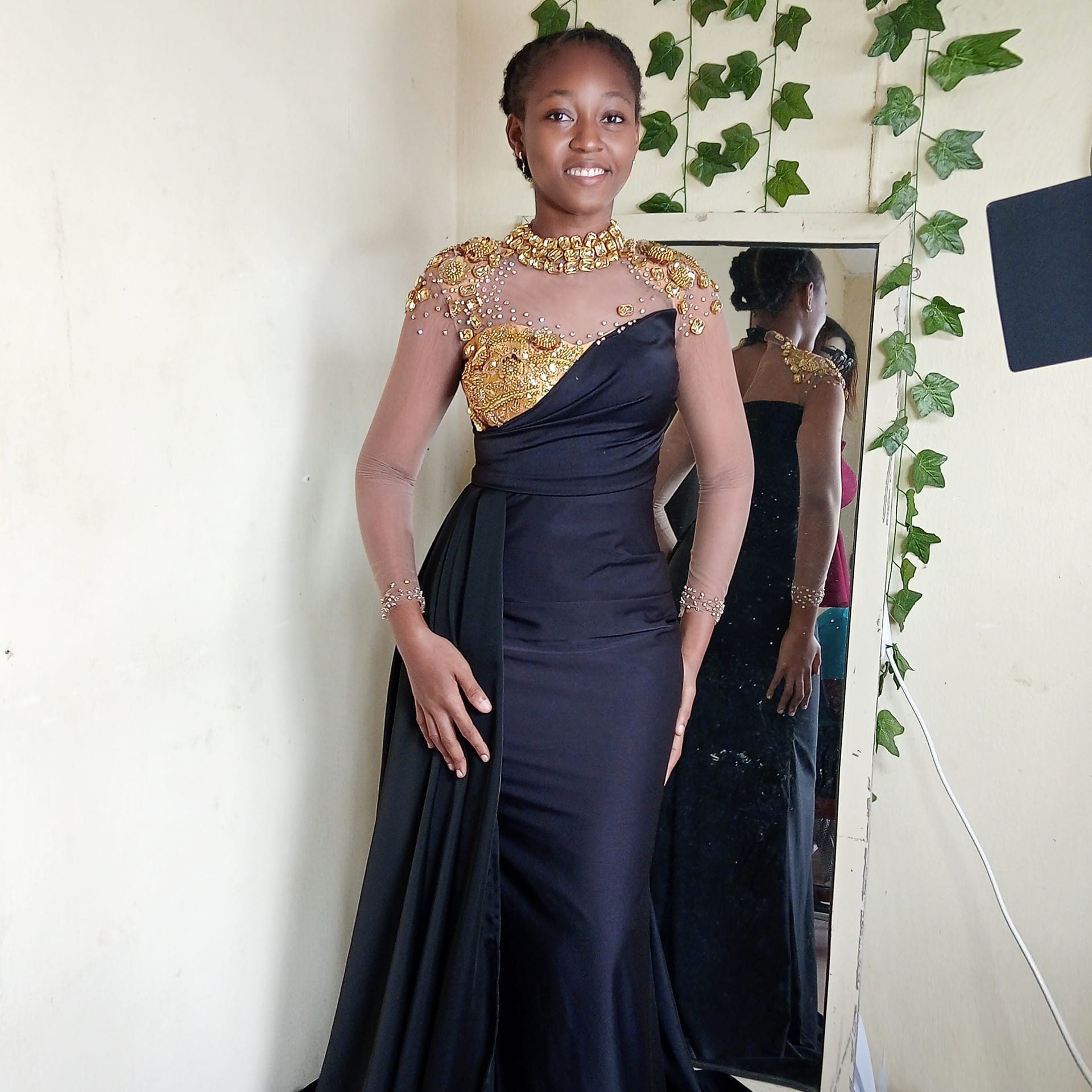 Beautiful dress made for teenager's graduation