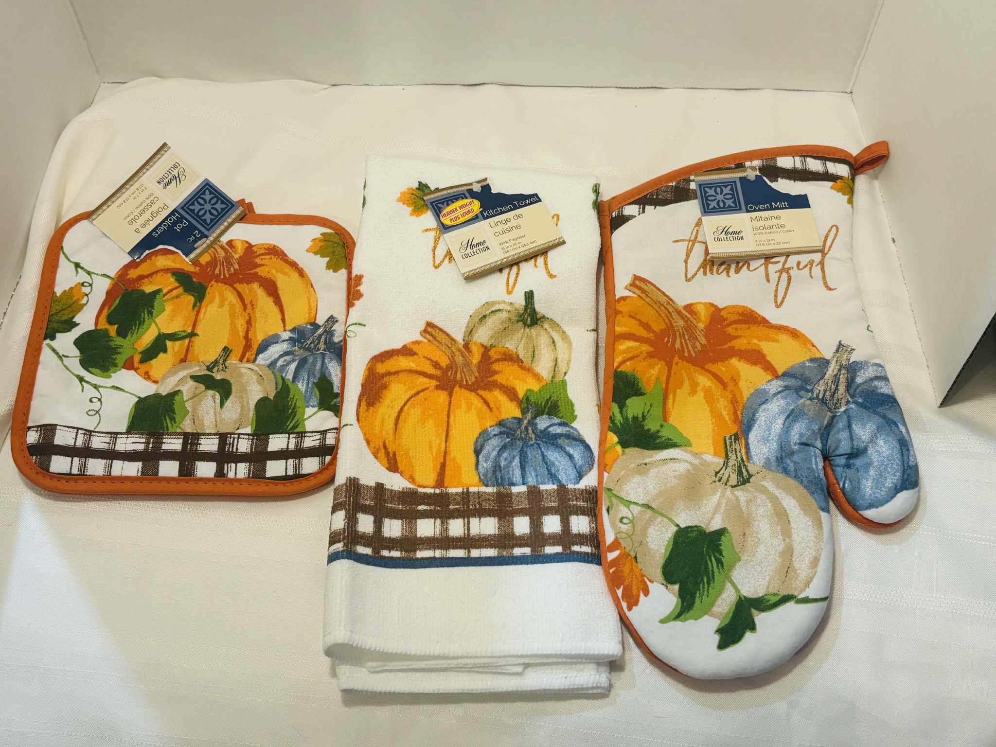 Boxer - Kitchen Towel Set Starting Bid $6.00 Jump Bid $1.00 Shipping ...