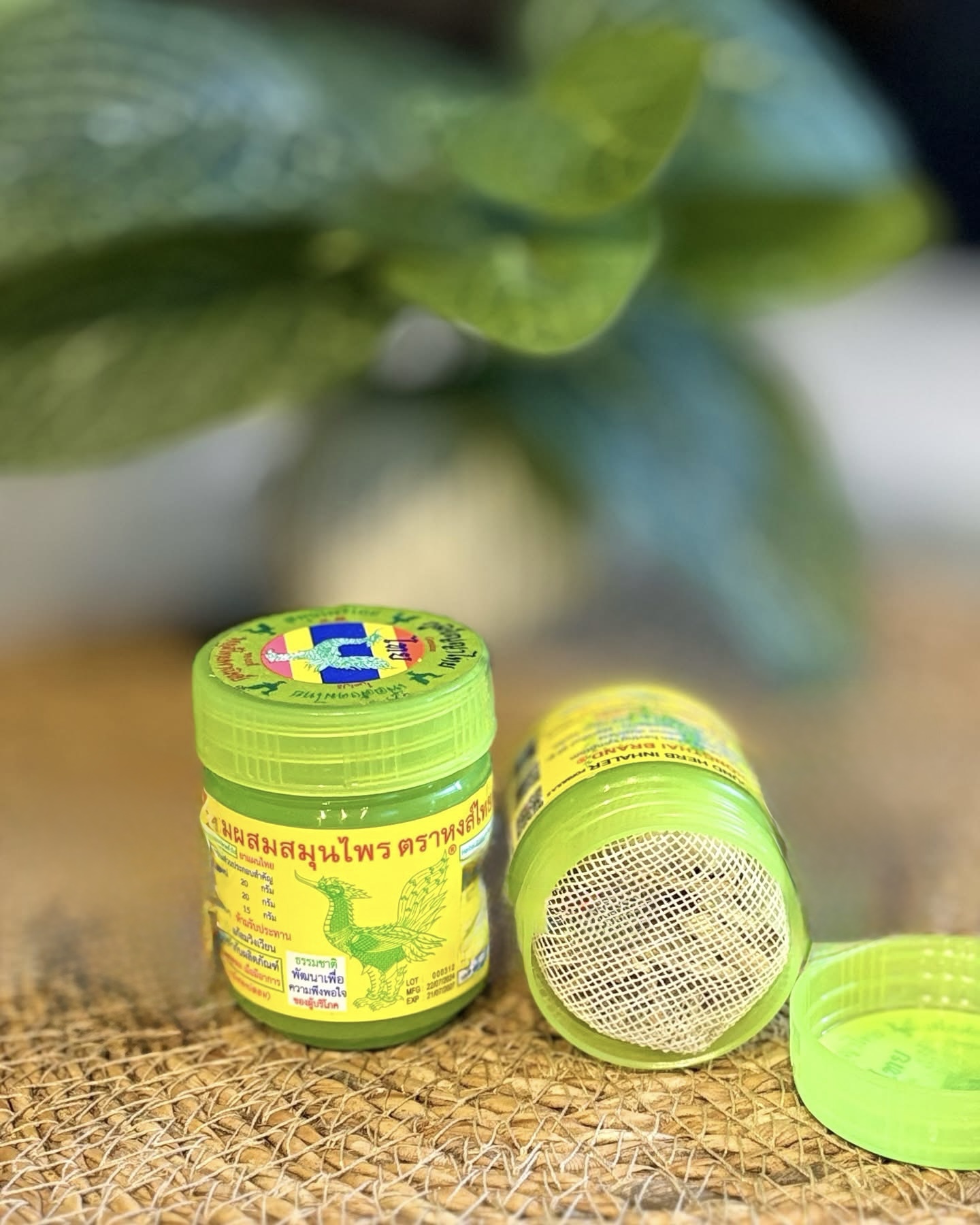 the-beautiful-hong-thai-traditional-herbal-inhaler-traditional-thai