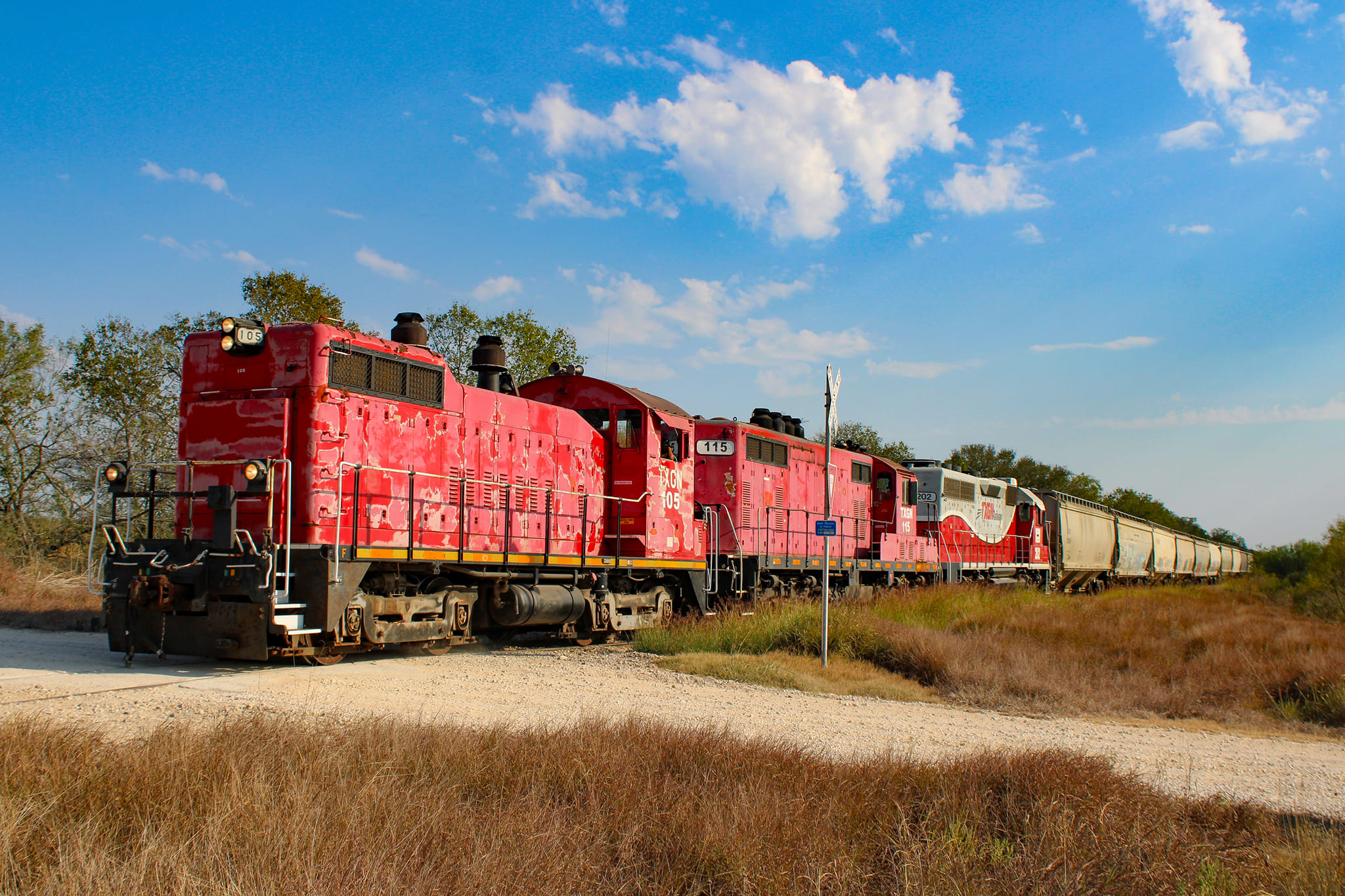 Rebuilt EMD SW9 locomotive in Houston, TX