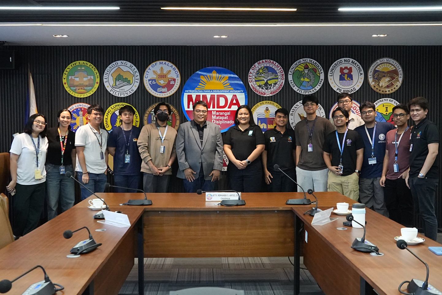 MMDA - Malugod na tinanggap ngayong araw ni MMDA Chairman... | Facebook