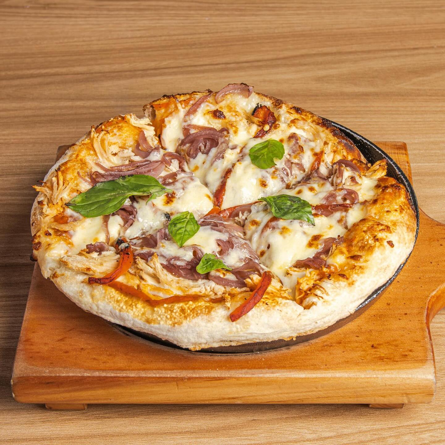 Ricchezza PIZZA Romana | Bogotá