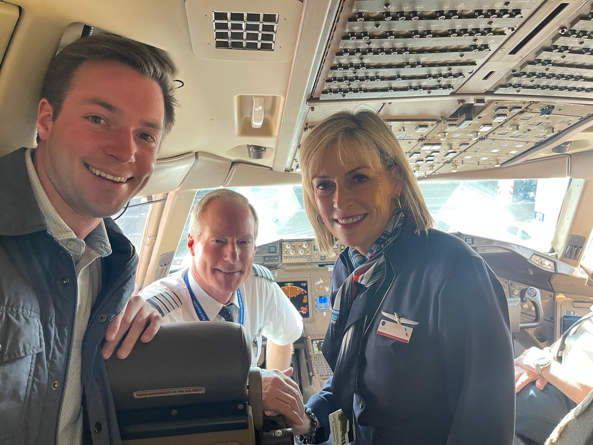 American Airlines couple