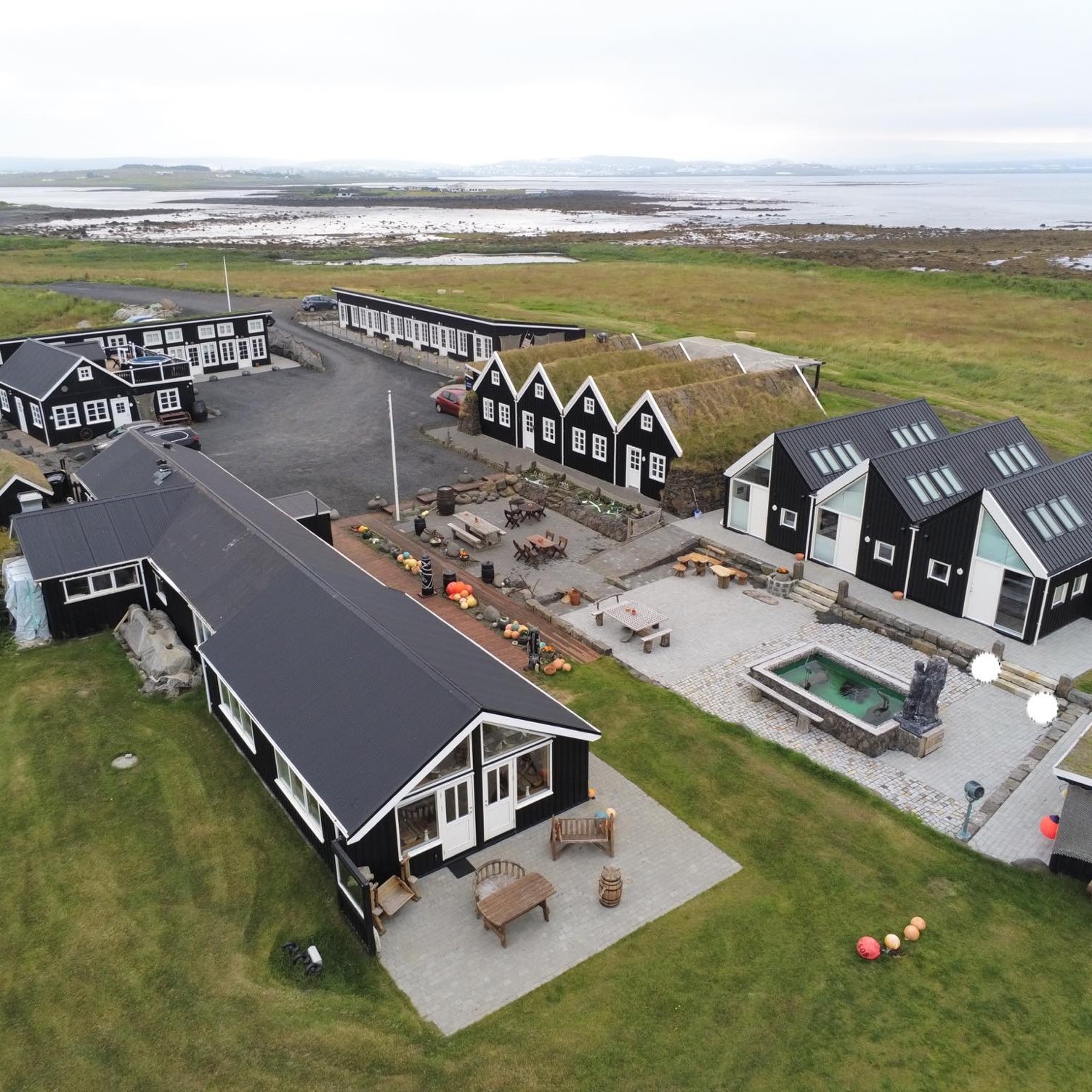 Fishermans Village / Hlið... - Fishermans Village / Hlið