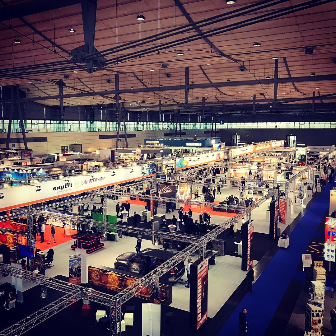 expert #fjt2017 viele neue #gaming Produkte für unsere Kunden entdeckt