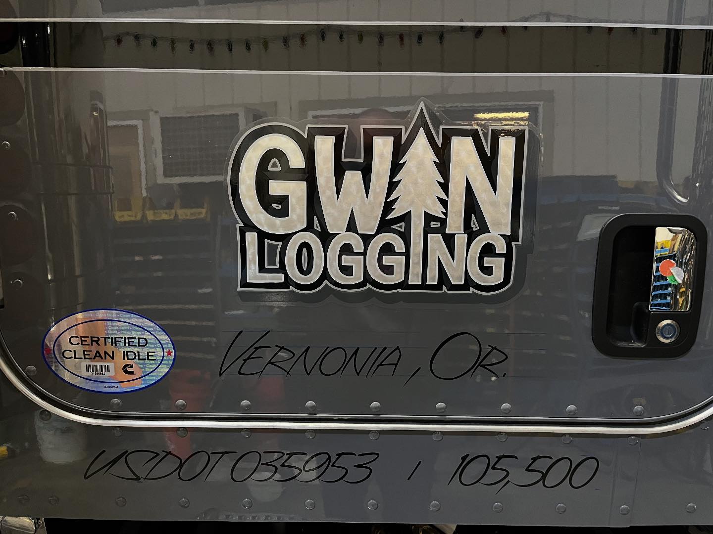 Paul Comeau -... - Paul Comeau - Pinstriping and Lettering