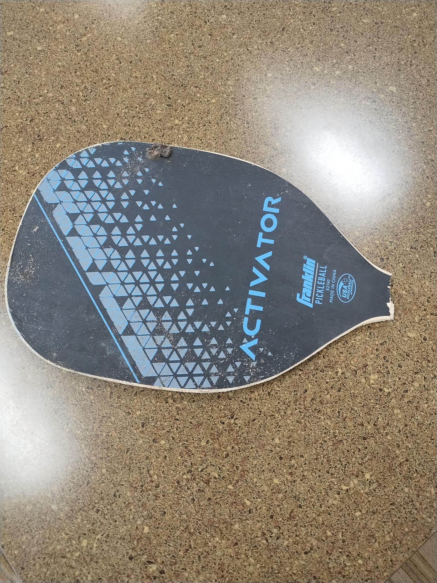 🚨 A broken pickleball paddle was... - City of Gilbert, Iowa | Facebook