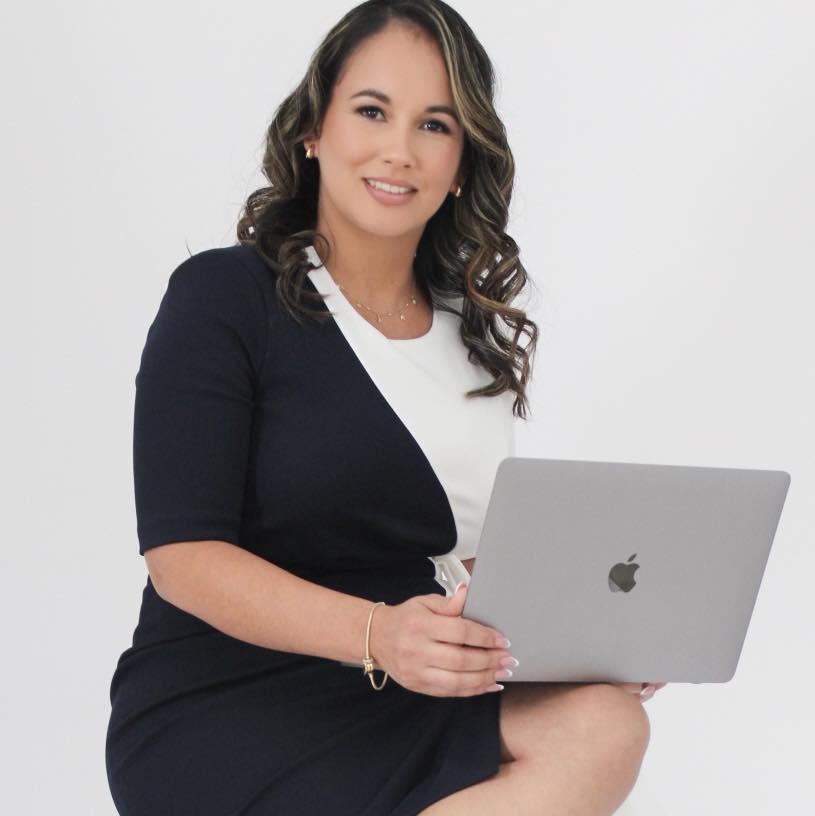 Yanet Perez - ⚡ POWERING YOUR NEXT PROJECT! ⚡ Looking for... | Facebook