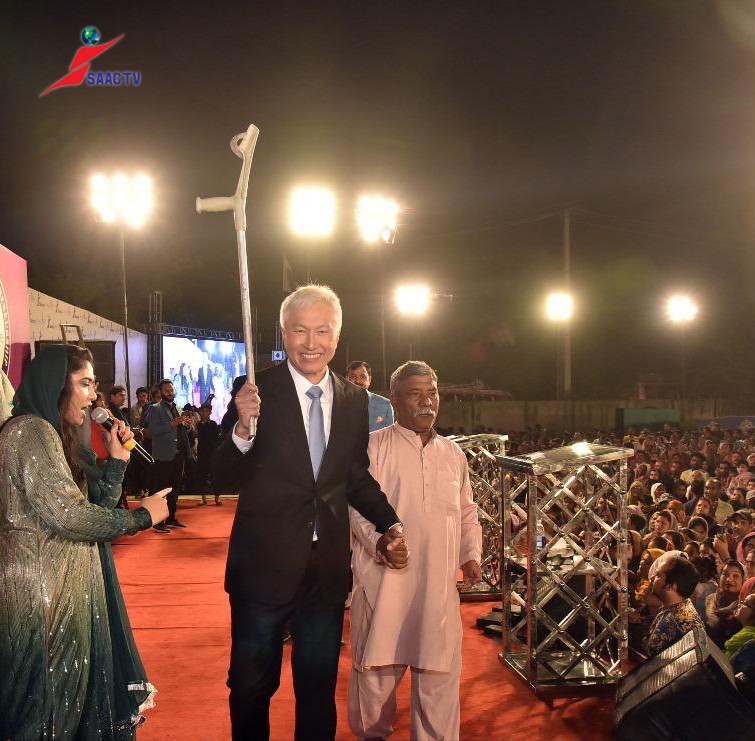 Kong Hee - Here am I in Pakistan for 