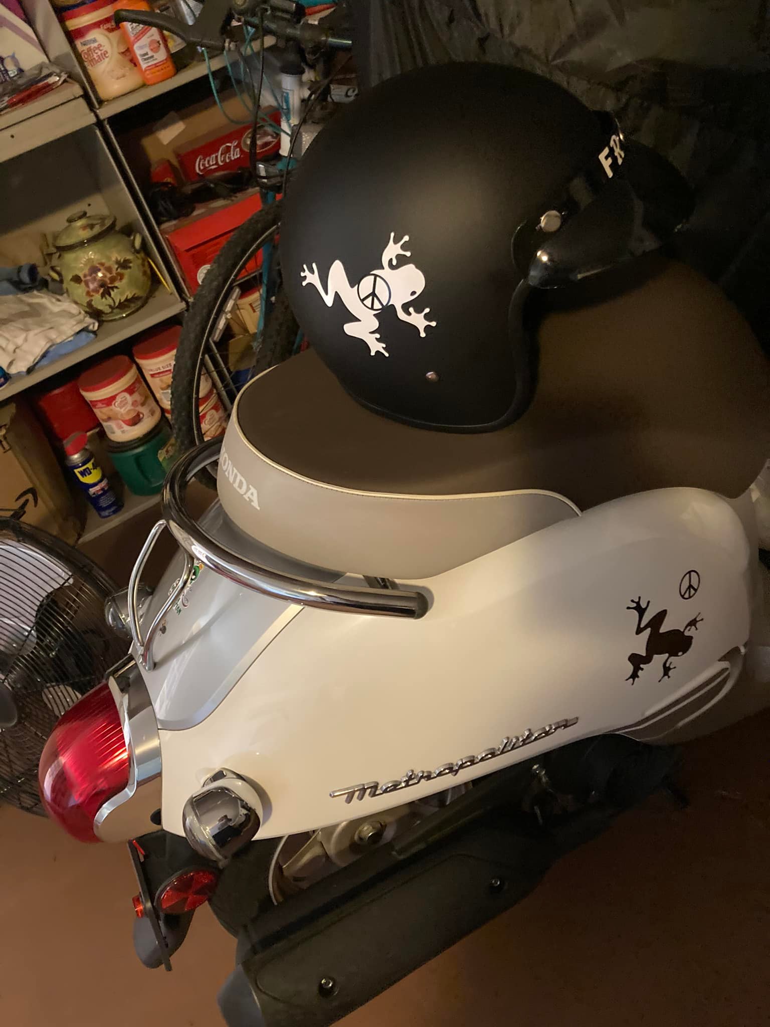 bike helmet on 50 cc scooter HHH 49cc/ 50cc Gas Fully Automatic Street Scooter Moped Vino with Matching Trunk 50cc Street for Adult and Youth (Black) (Factory Packaged) : Automotive Cool Mini bike 50cc 150cc