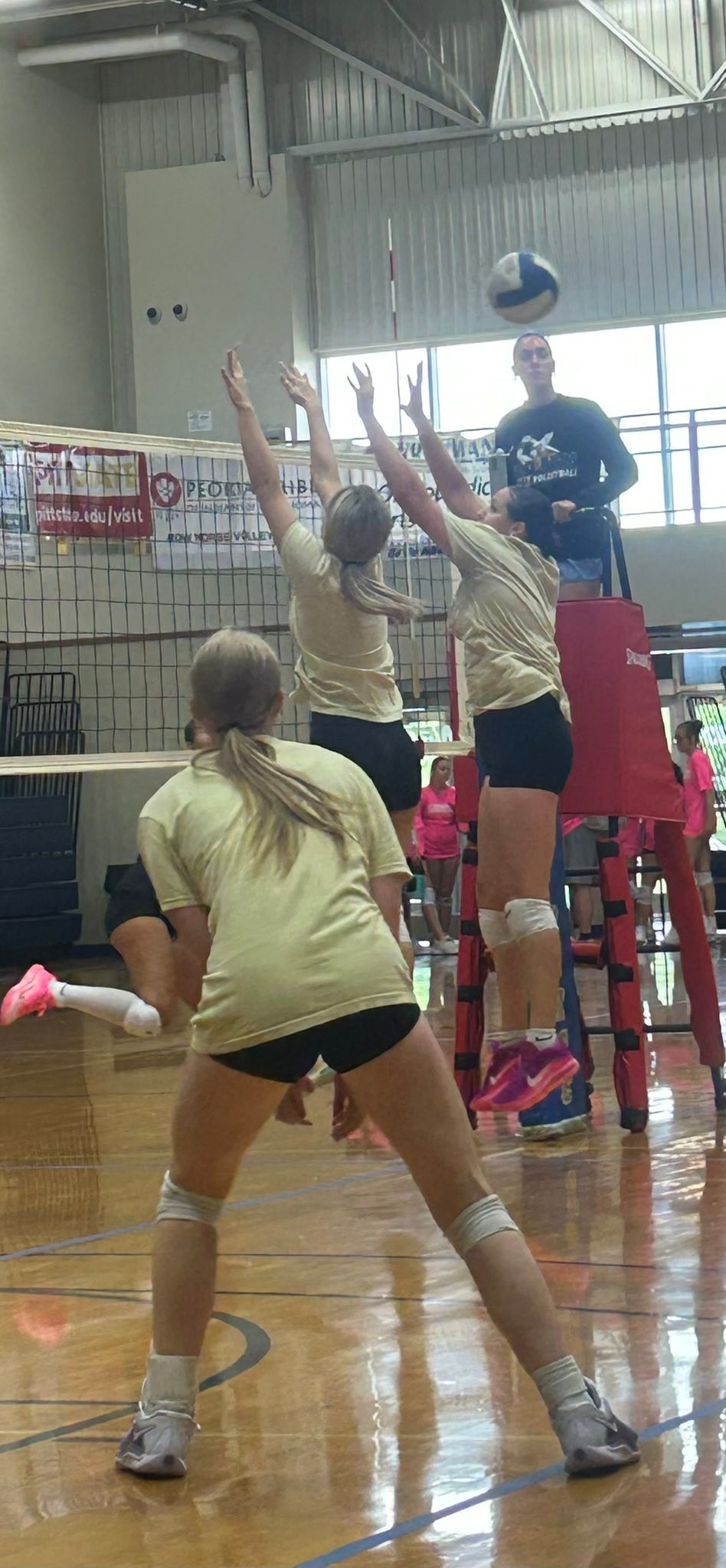 Riverton Rams Volleyball
