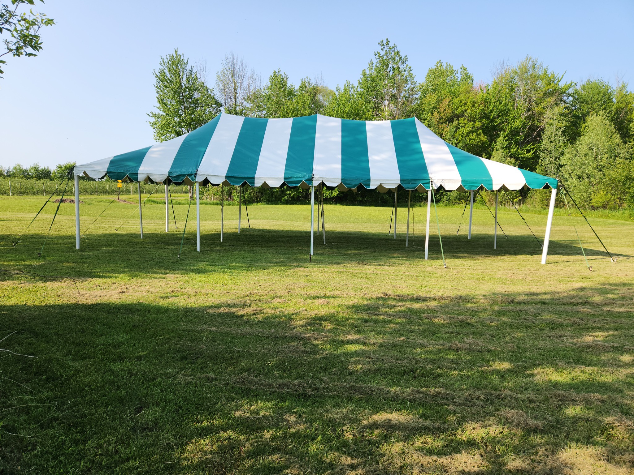 Rent a Tent - Här kommer några bilder som visar upp våra tält med ...