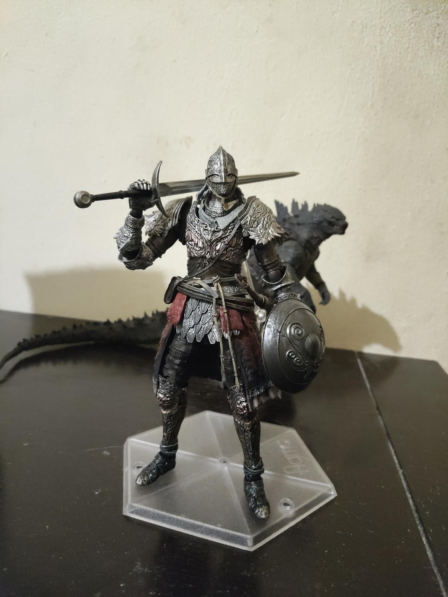 Elden Ring: Raging Wolf Action Figure - Max Factory - Figma #624