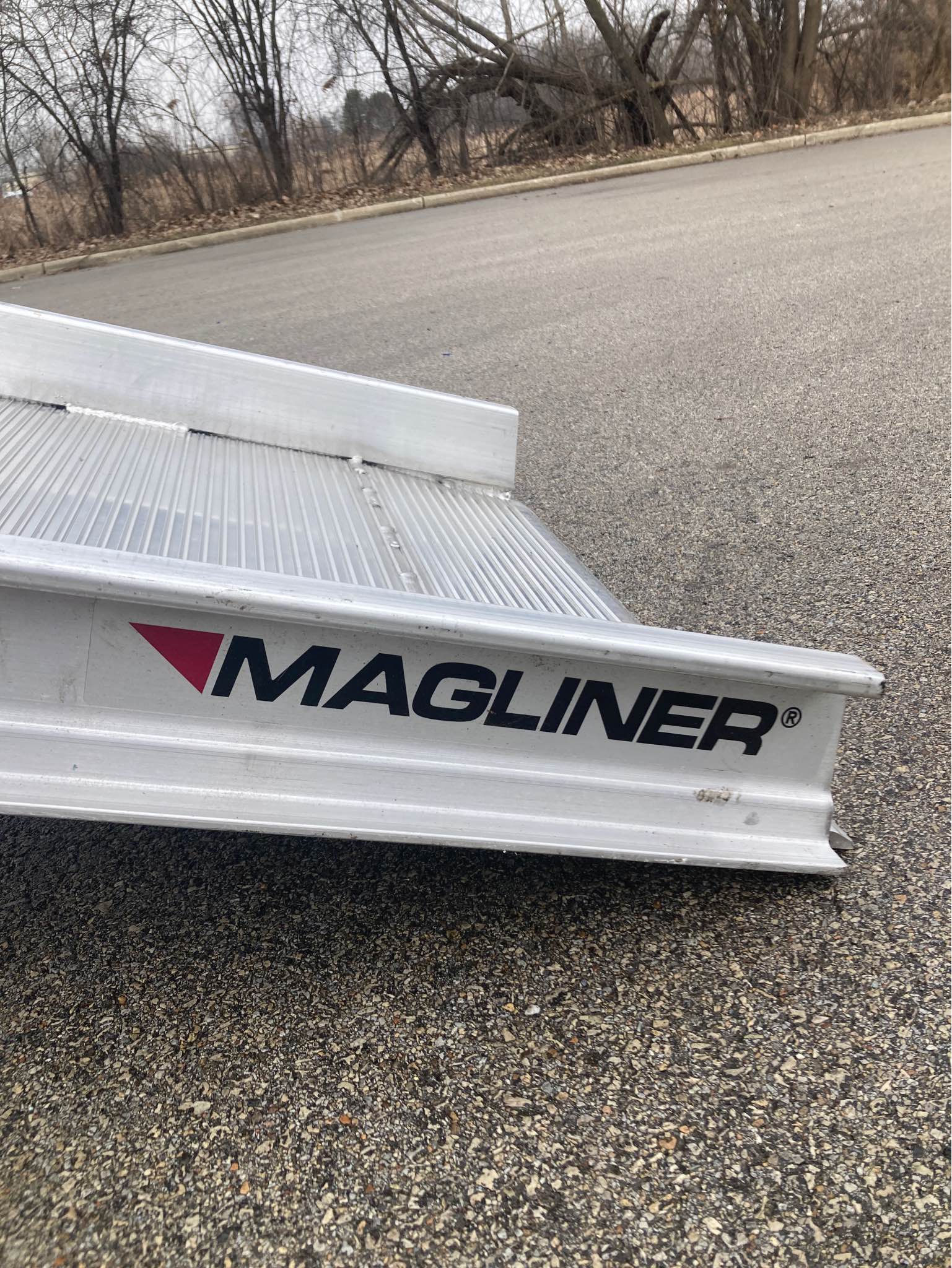 8ft Magliner Aluminum Walk Ramp - 2500lbs Capacity - Access Ramps ...