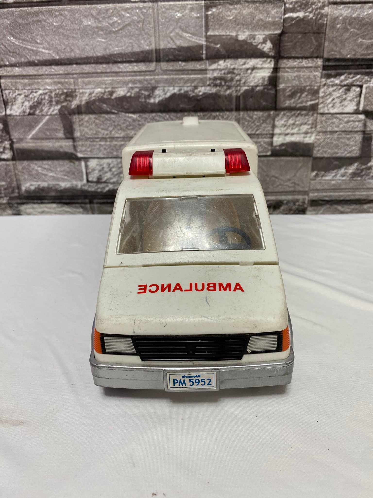 Playmobil 71202 Ambulancia con luz y sonido
