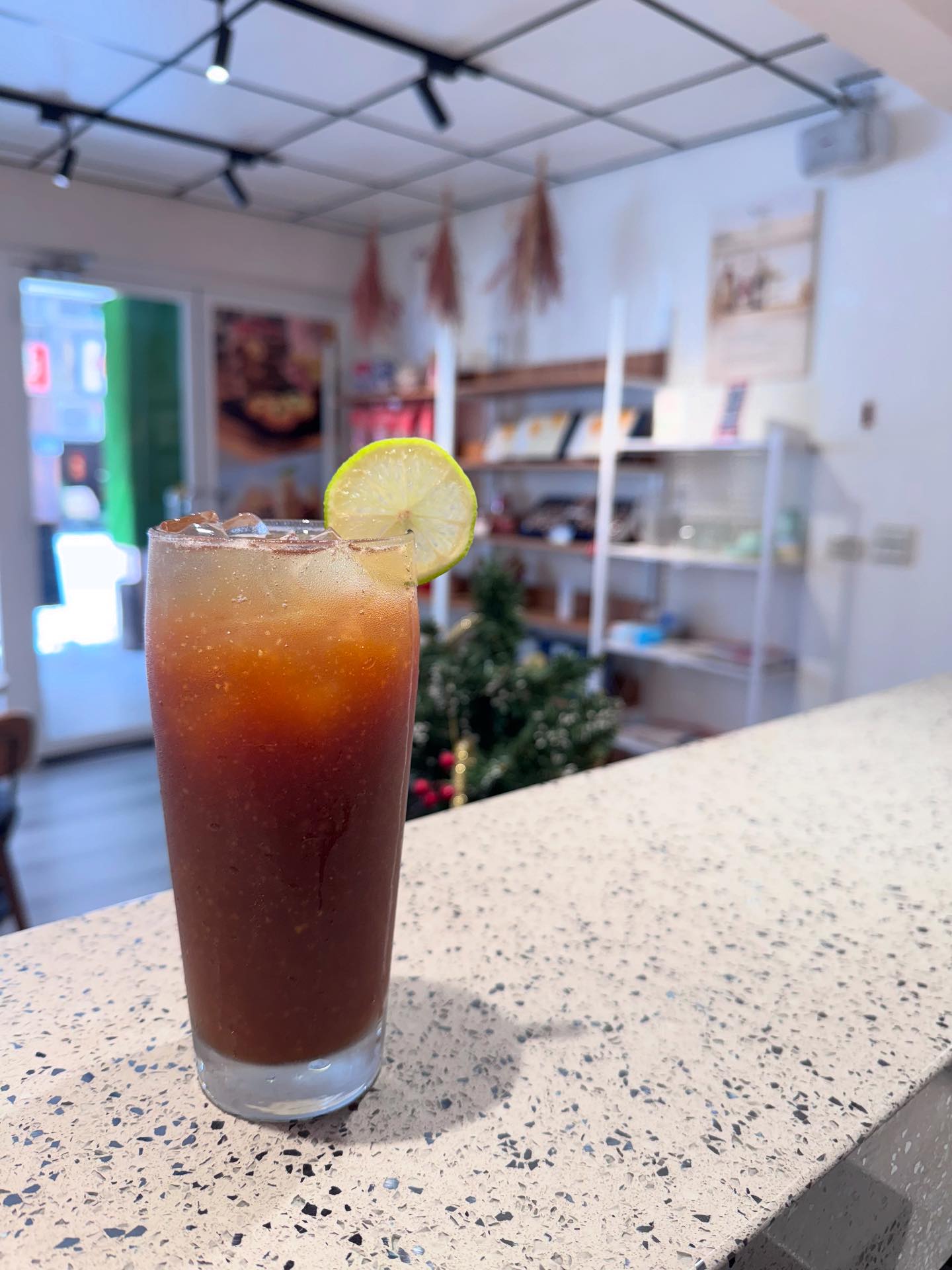 Ina - 🔥 Ina 隱藏熱銷品🔥 ☀️夏日微醺的清醒時光 來一杯 🍹西西里檸檬氣泡咖啡， 沁涼氣泡 x 濃醇濃縮 x 清香檸檬🍋 😋酸酸 ...