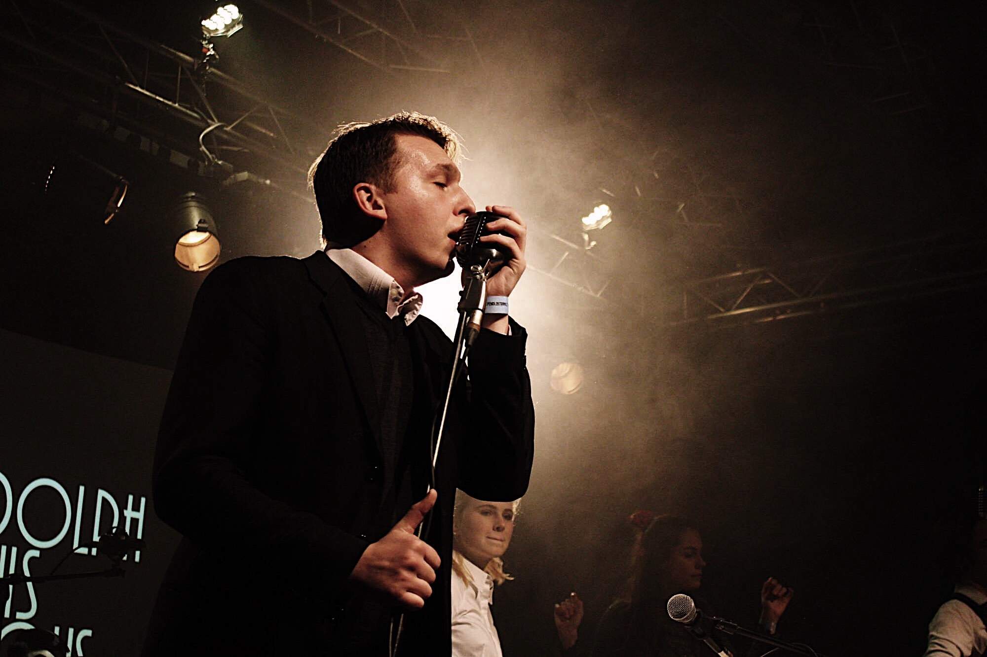 Singer... - Dirty Rudolph and his Inglorious Rock'n'Roll Mates