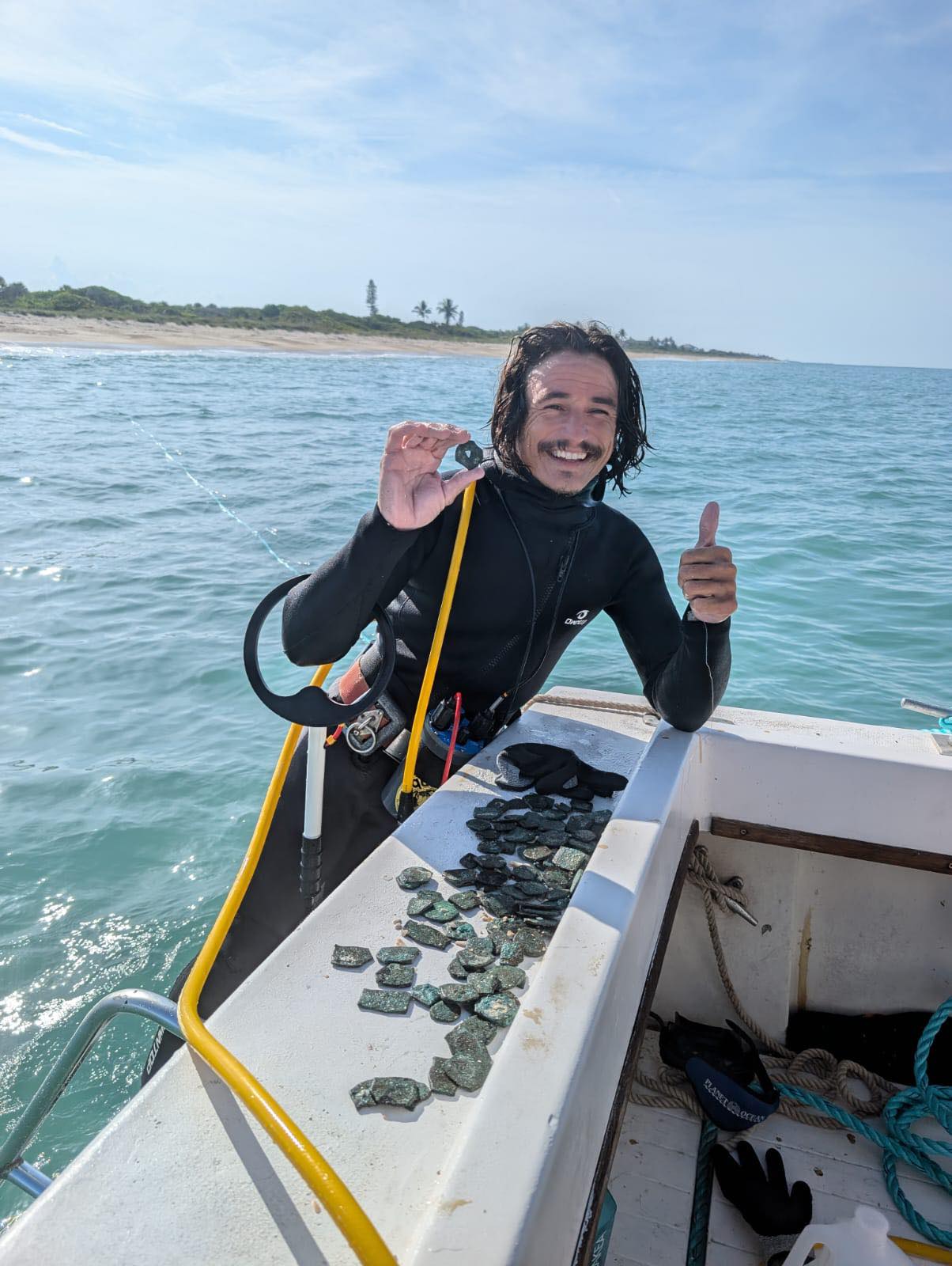 Janny - Treasure found off Vero Beach! Over 1,000 silver coins and 5 ...