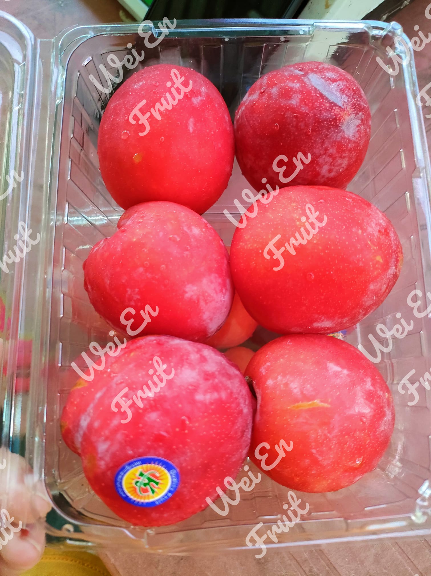薇恩鲜果专卖店 Wei En Fruit Enterprise - 红李子 ️ ️ ️ 1盒6粒👉MYR10 李子功效- 李子當中富含維生素 ...