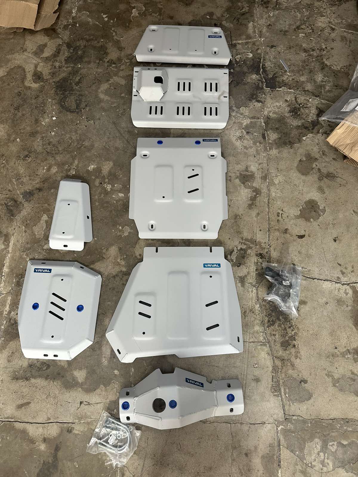 The best Rival UVP Kit for Jimny Kit arrived at the hub. Last 3