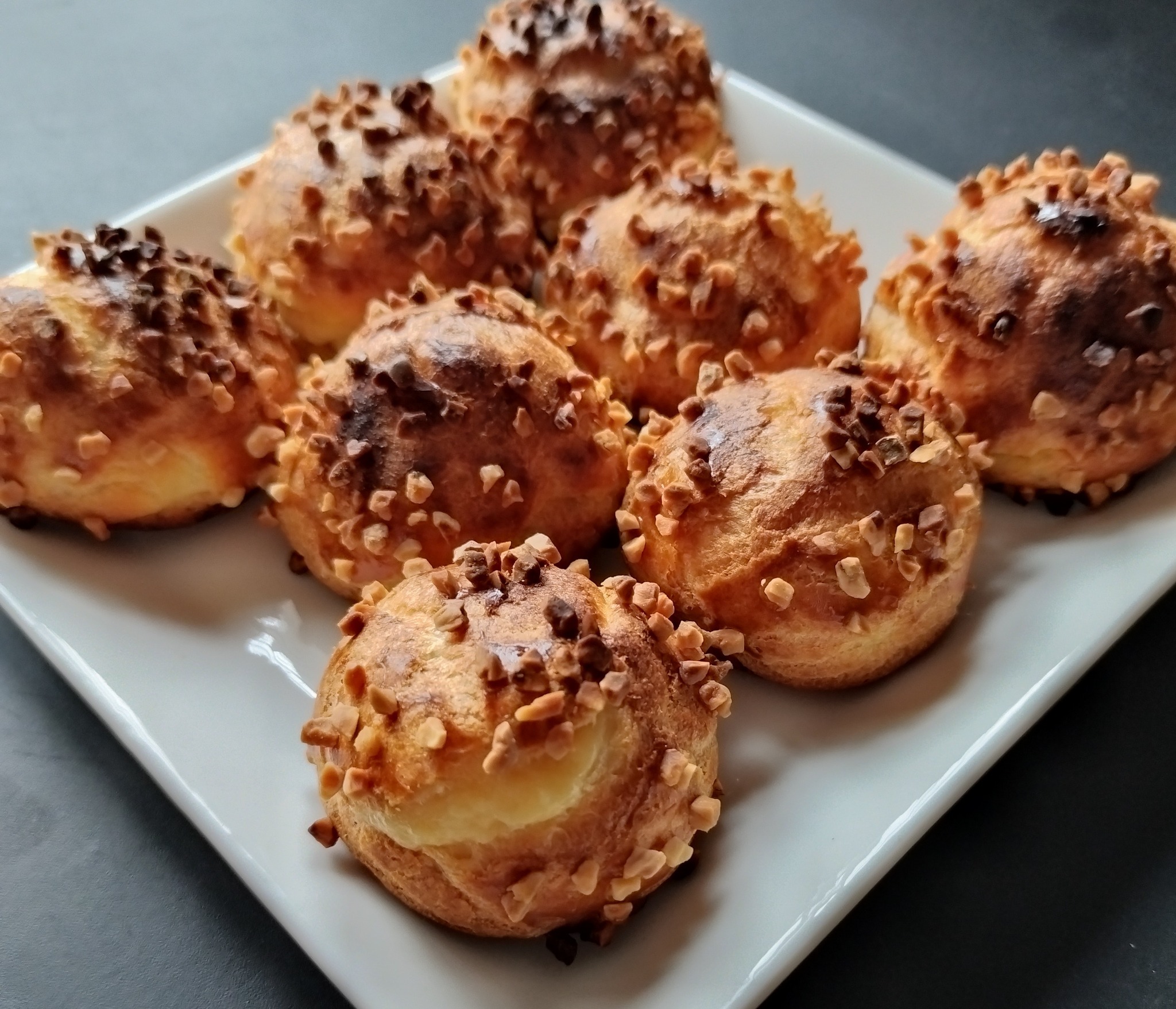 シュークリーム の シュー と は
