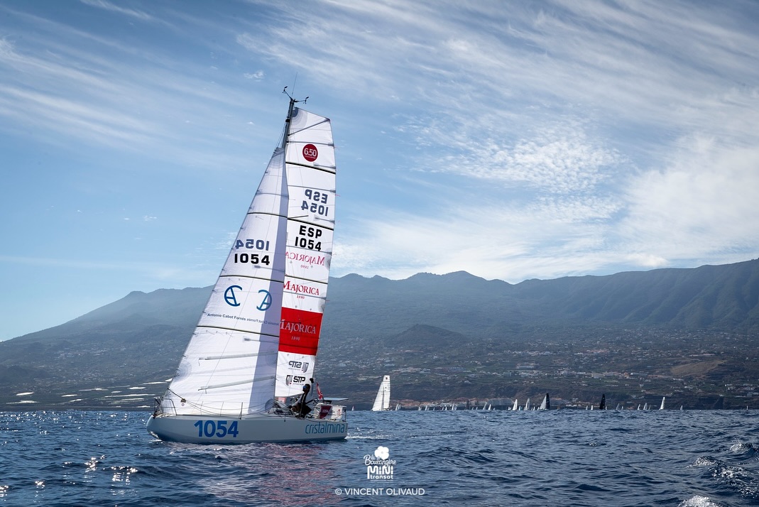 HUGO sailing