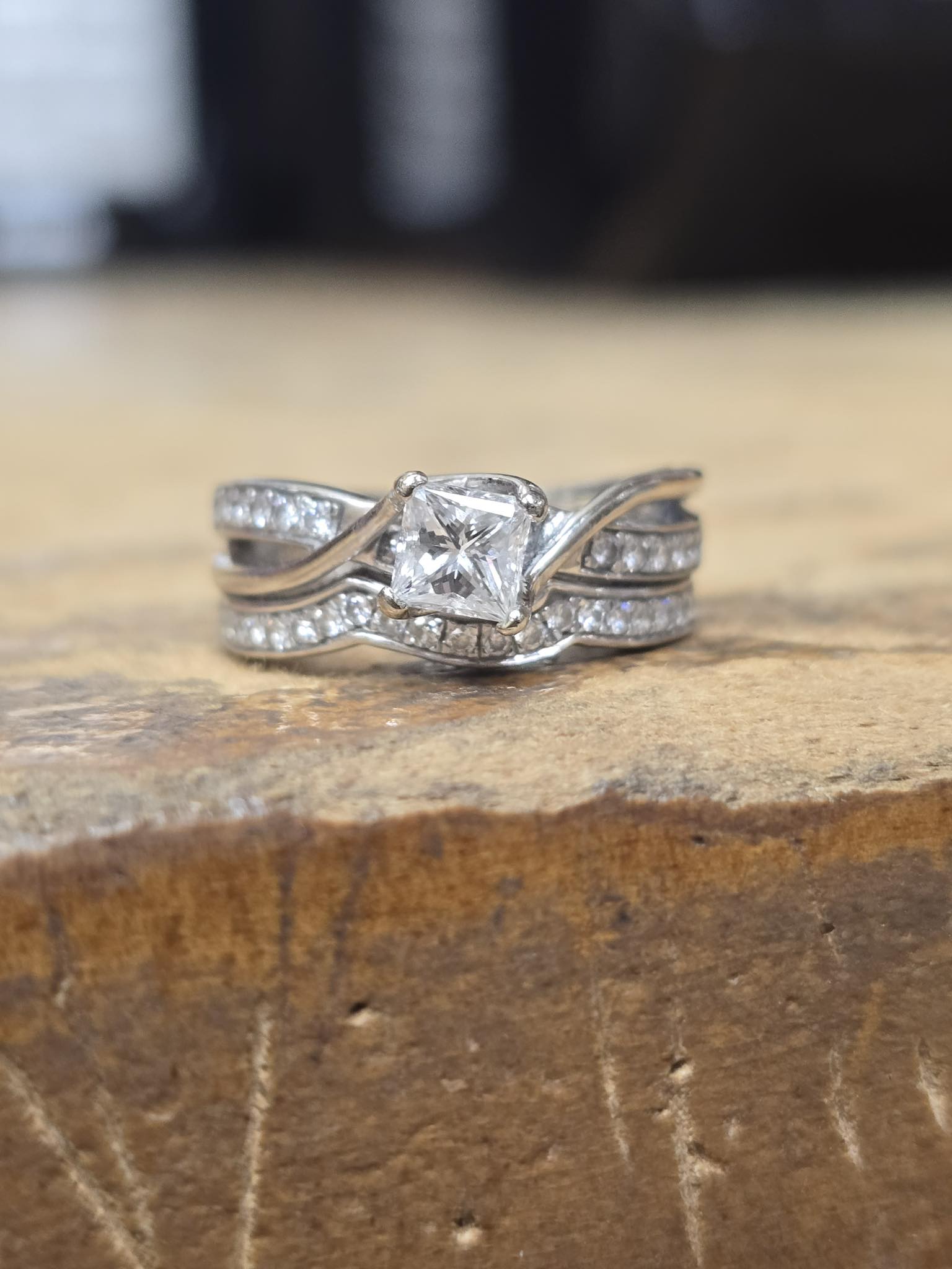 Riddle's Jewelry | Waterloo IA