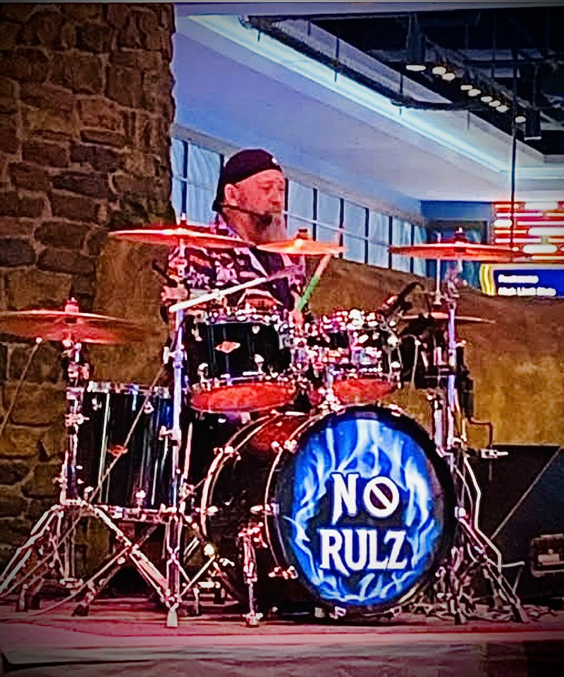 NO RULZ