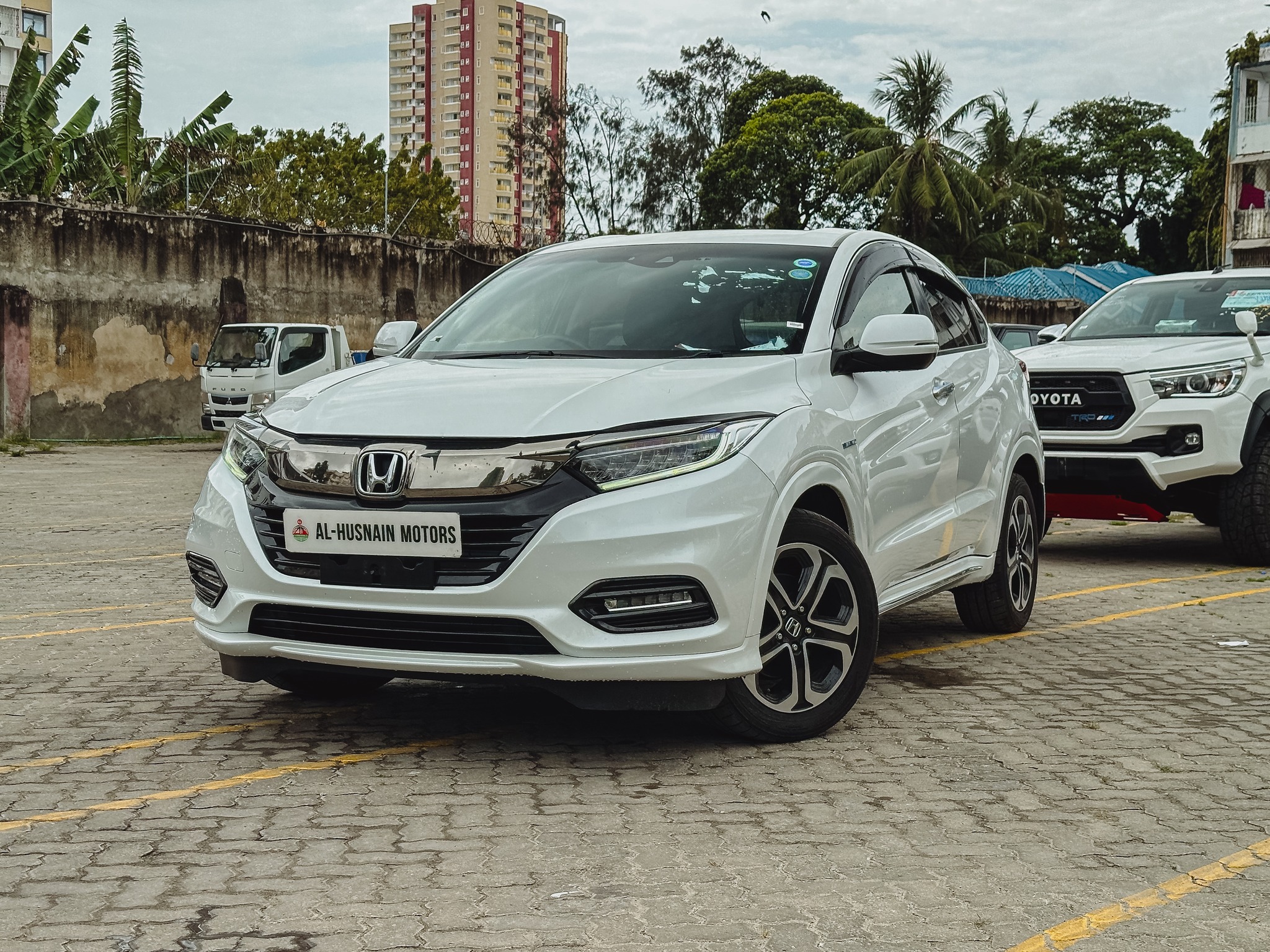 2018 Honda Vezel AWD Hybrid Performance and efficiency Engine: 1.5