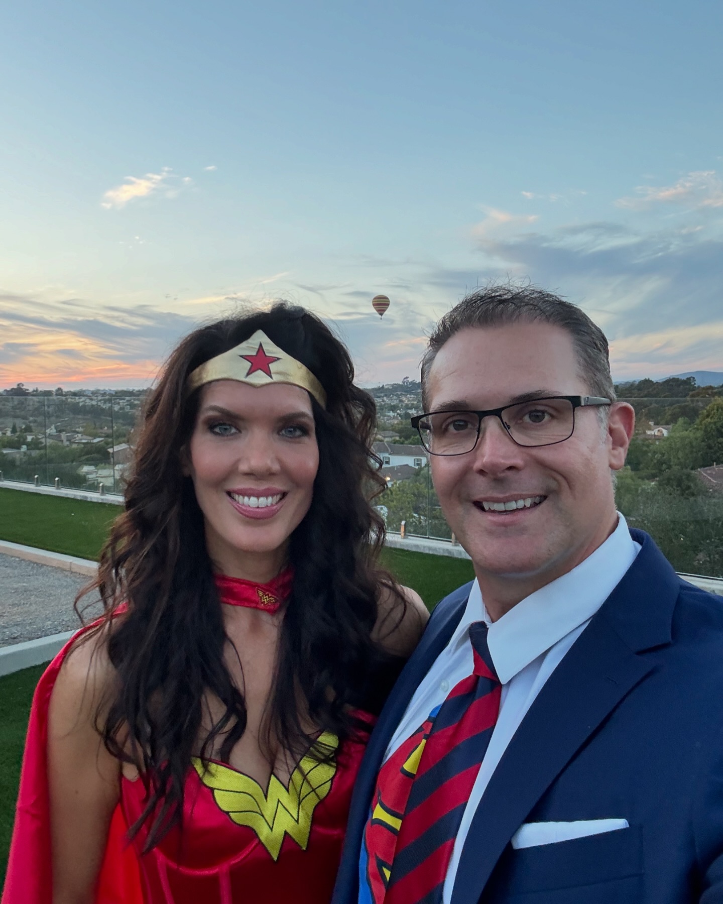 Halloween part 1…transforming into our favorite superheroes for a great cause @thesteps_foundation . . . #halloween2024 #wonderwoman #clarkkent #costumeparty #thisishalloween #stahlkim