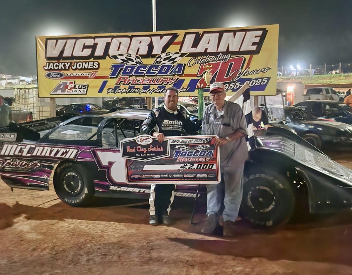 Red - David Smith wins again with the Schaeffer's Oil by Mike Bruner ...