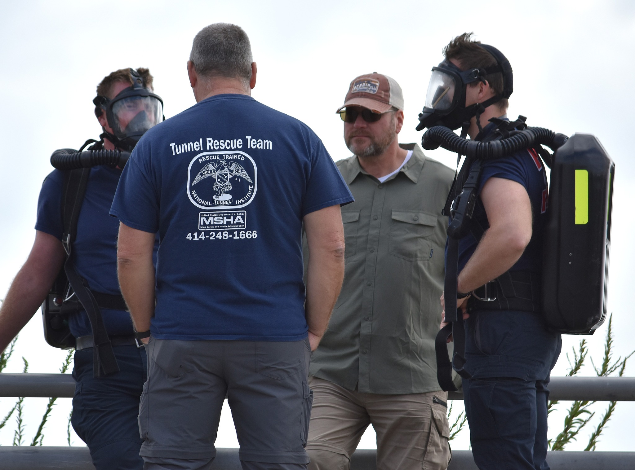 Hampton - National Tunnel Institute Instructors Dan Lipski (khaki shirt ...