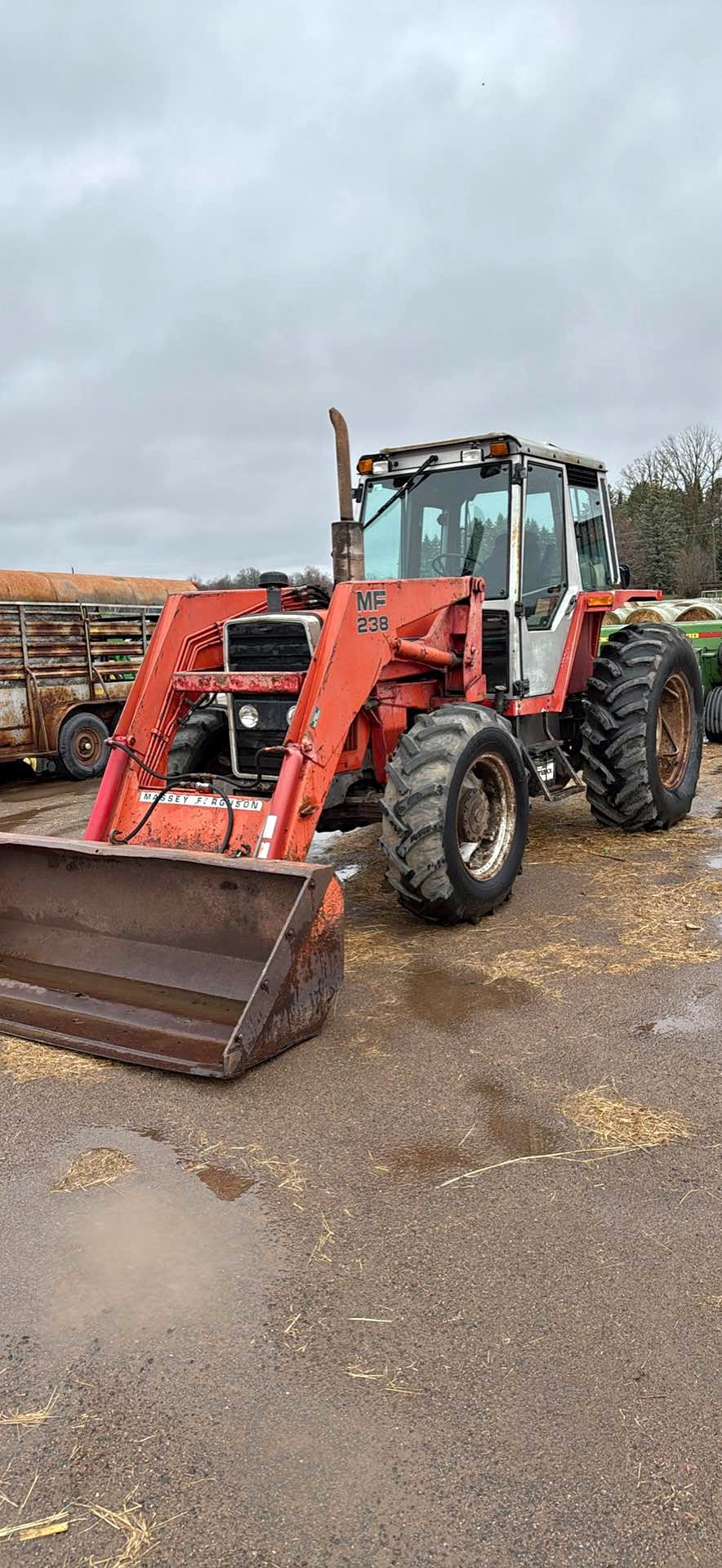 1990 Massey Ferguson 699