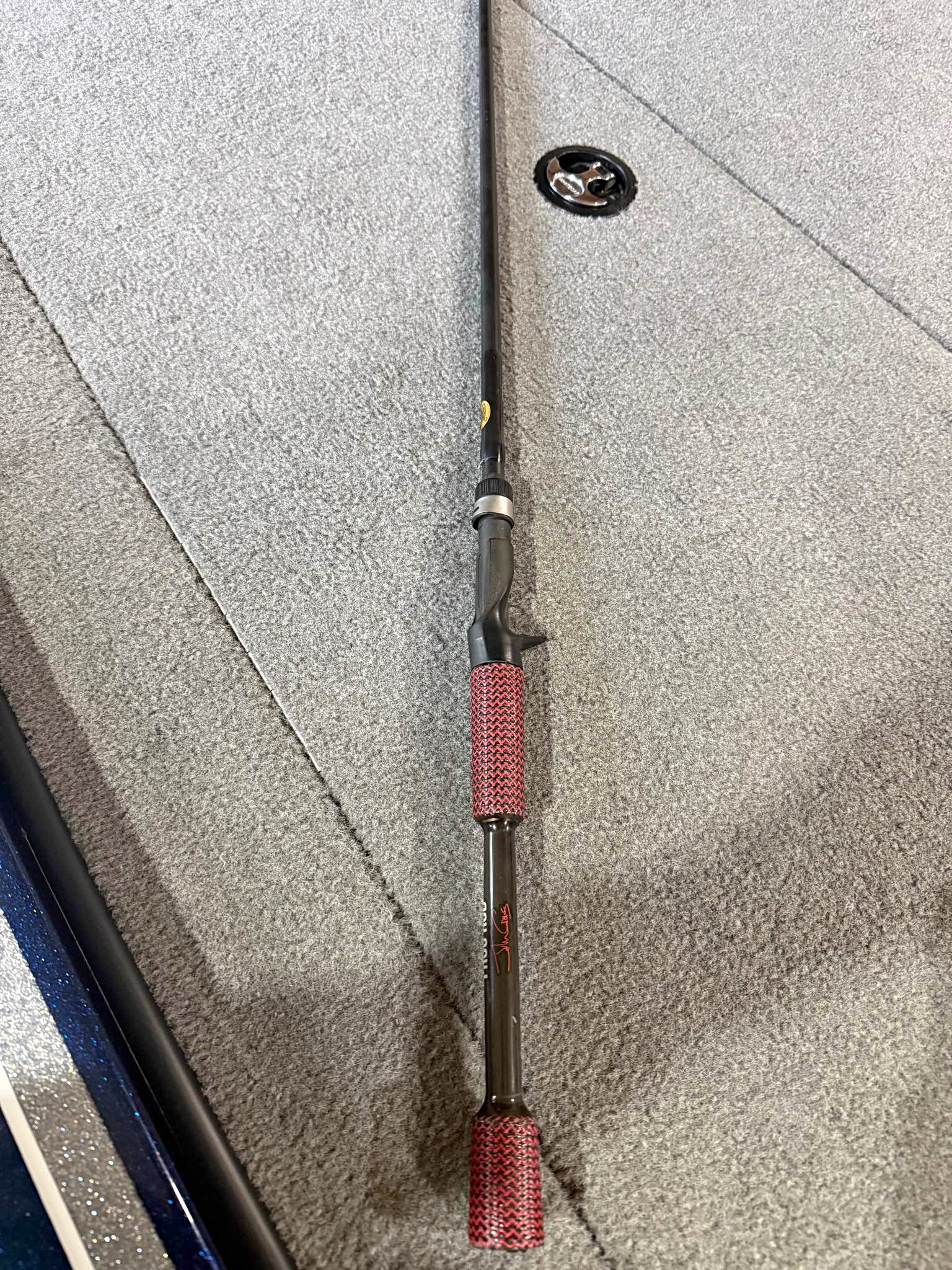 Cashion John crews series fishing pole - Fishing - De Soto, Missouri ...