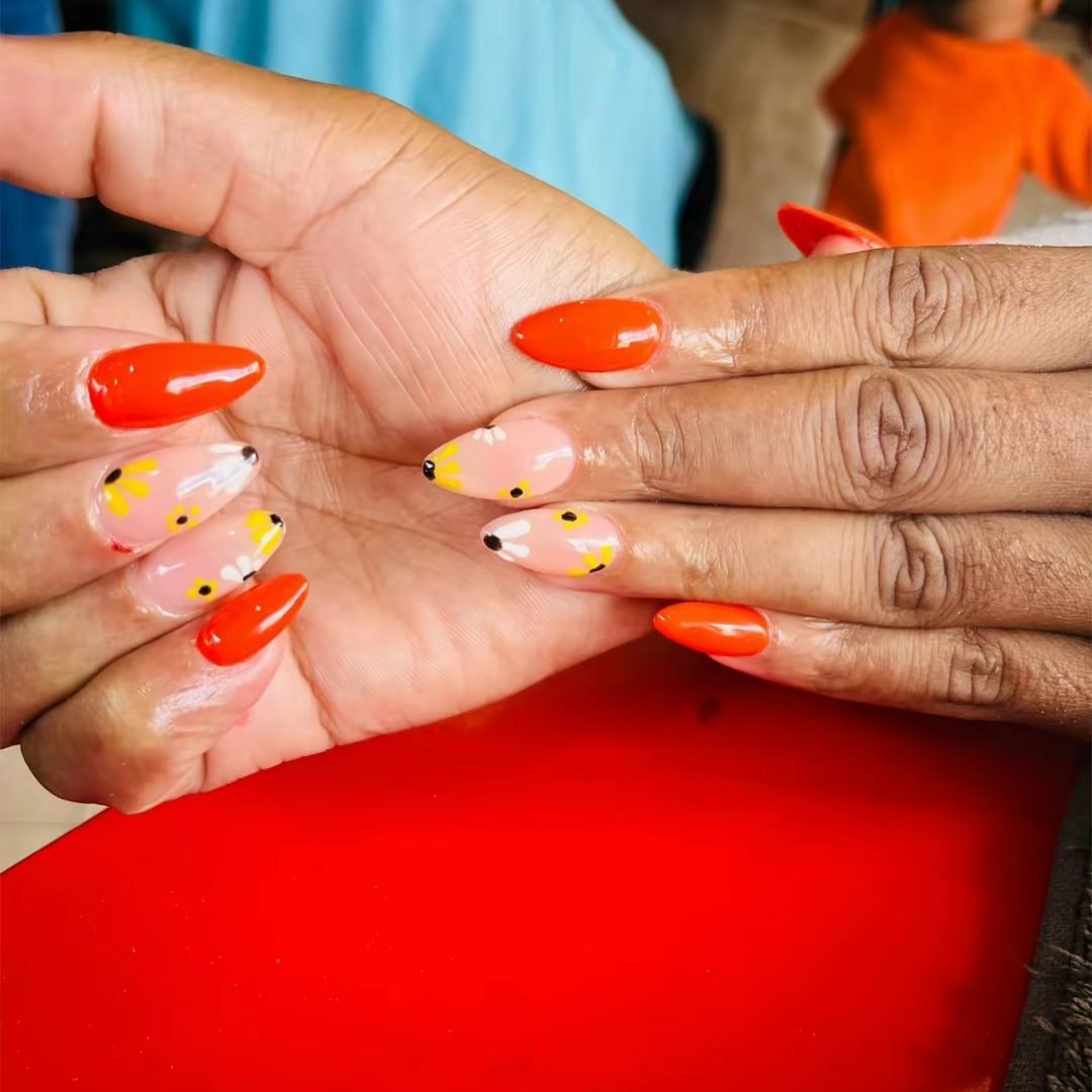 Lady Dee's Beauty Shop on Reels Facebook