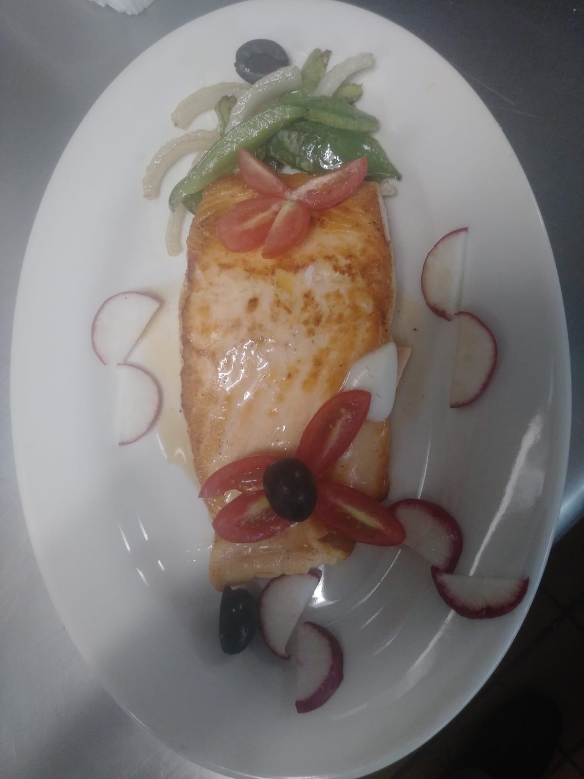 Dominican Power Restaurant 899 | Bayonne NJ